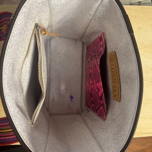 Consuela Ale Classic Tote - Picture 2 of 3
